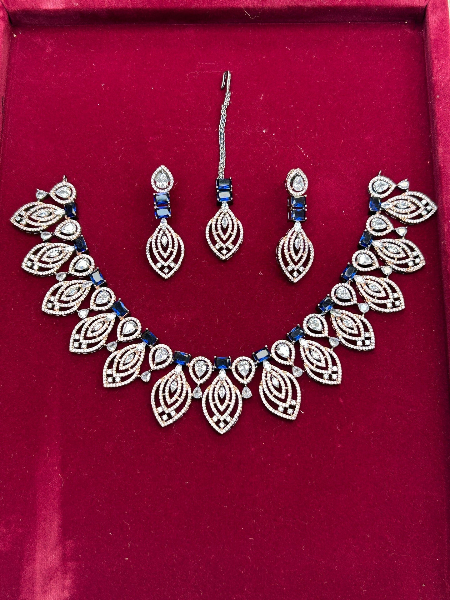 AD necklace set