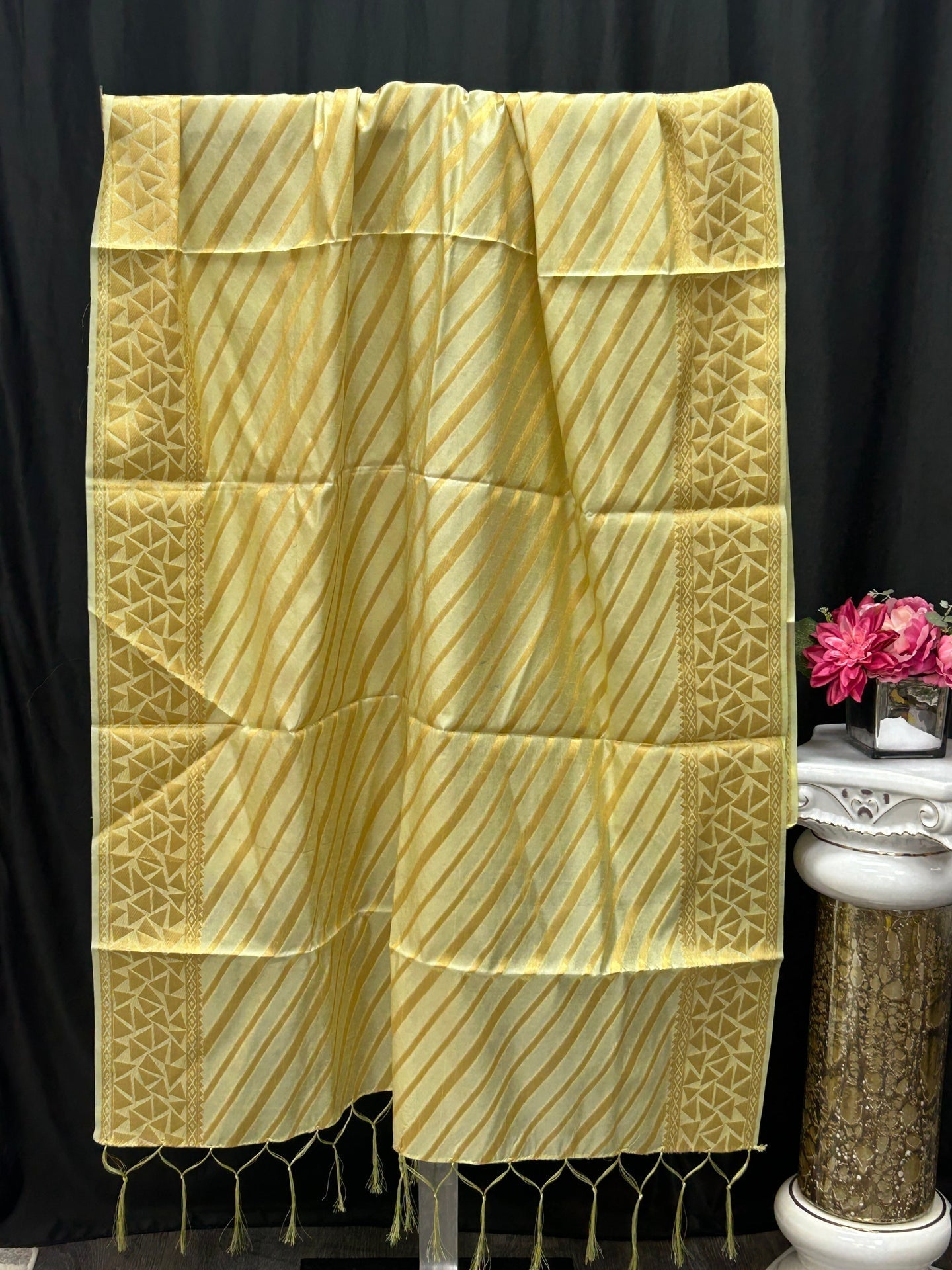 Light green dupatta by Kurti Connection USA
